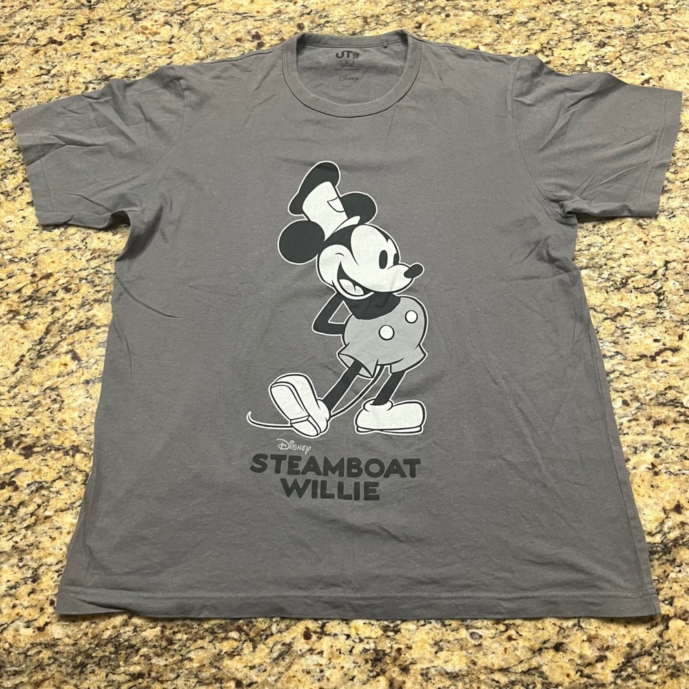Uniqlo UT Disney Steamboat Willie Mickey Mouse Gray Graphic‎ T-Shirt Mens XL